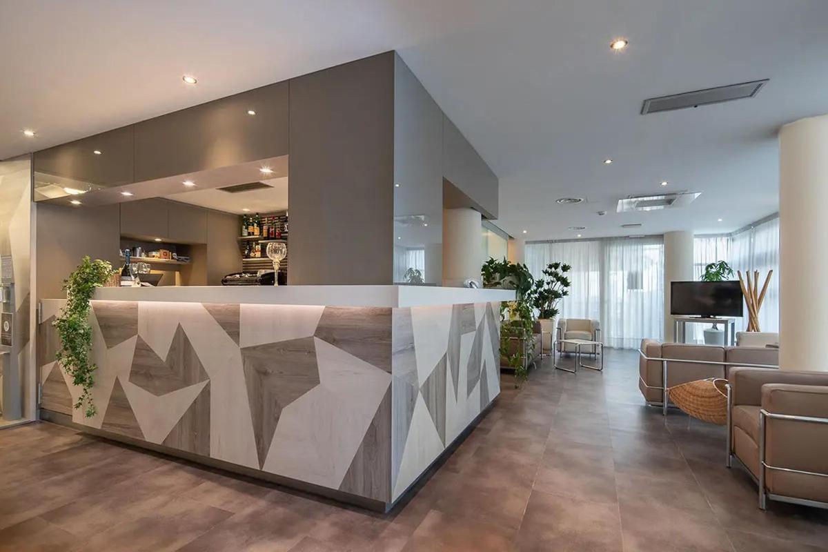 Hotel Rosanna 3 Stelle Superior Lido di Jesolo Luaran gambar
