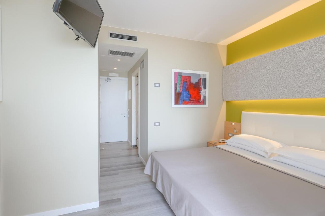 Hotel Rosanna 3 Stelle Superior Lido di Jesolo Luaran gambar