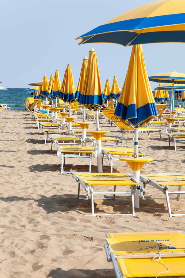 Hotel Rosanna 3 Stelle Superior Lido di Jesolo Luaran gambar